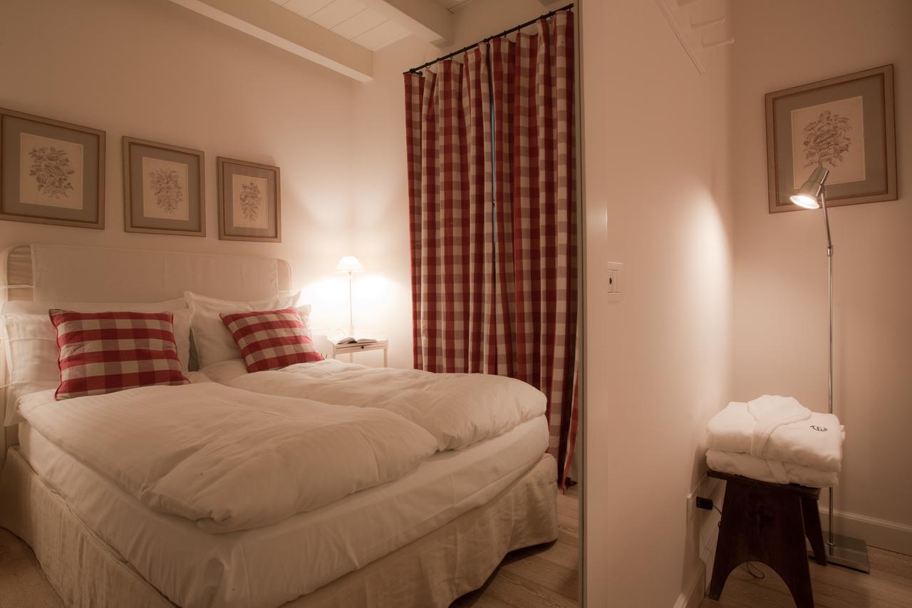 Les Fleurs Bleues Aparthotel Livigno Habitación foto