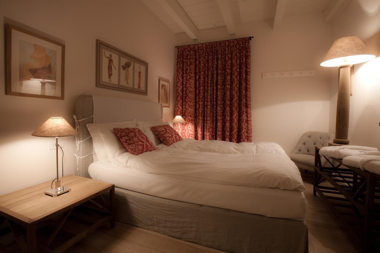 Les Fleurs Bleues Aparthotel Livigno Habitación foto